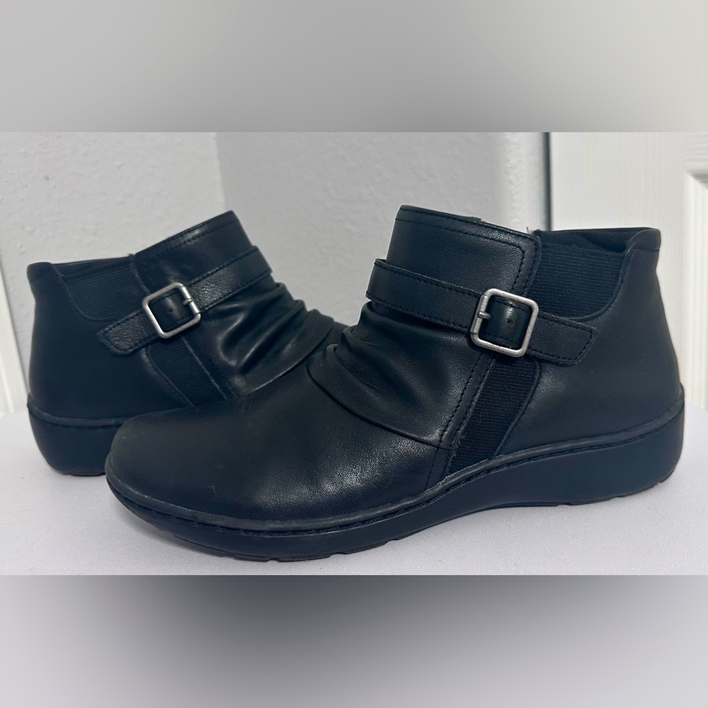 Clarks Black leather ankle boots, side zip, ankle buckle, women’s 8
